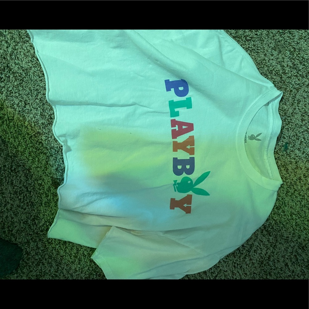 Very comfy and light weight crop top